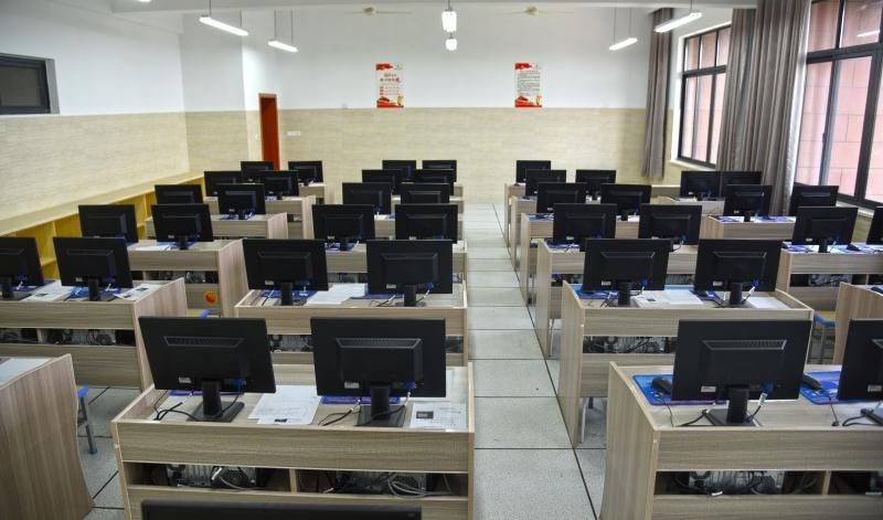 涓撳寮曢鍔╂帹瀛︽牎鍙戝睍,涓撳寮曢鍔╂垚闀垮悕甯堢ず鑼冧績鎻愬崌