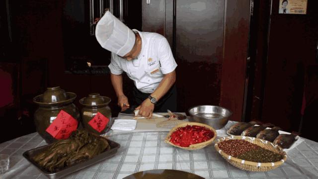 吃虫的怪物,吃虫虫真实视频