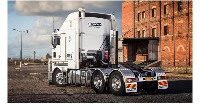 看直播卡车司机,卡车司机路上直播