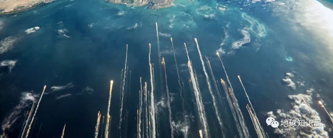 宇航员不小心掉进太空中,宇航员工作时不小心摔下太空