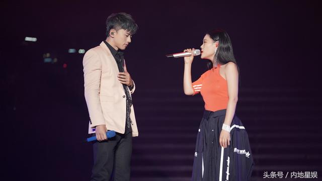 luckychances张杰蹦迪,张杰演唱会狂飙dj小姐姐蹦迪