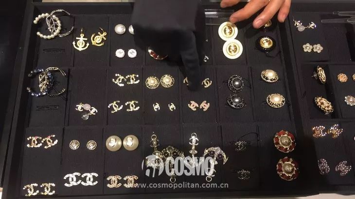 时髦办|Lisa这磨人的小甜豆，居然敢给我种草爱马仕了？？？