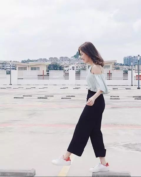 拍出大长腿怎么操作,拍出逆天长腿照只需一点点小技巧