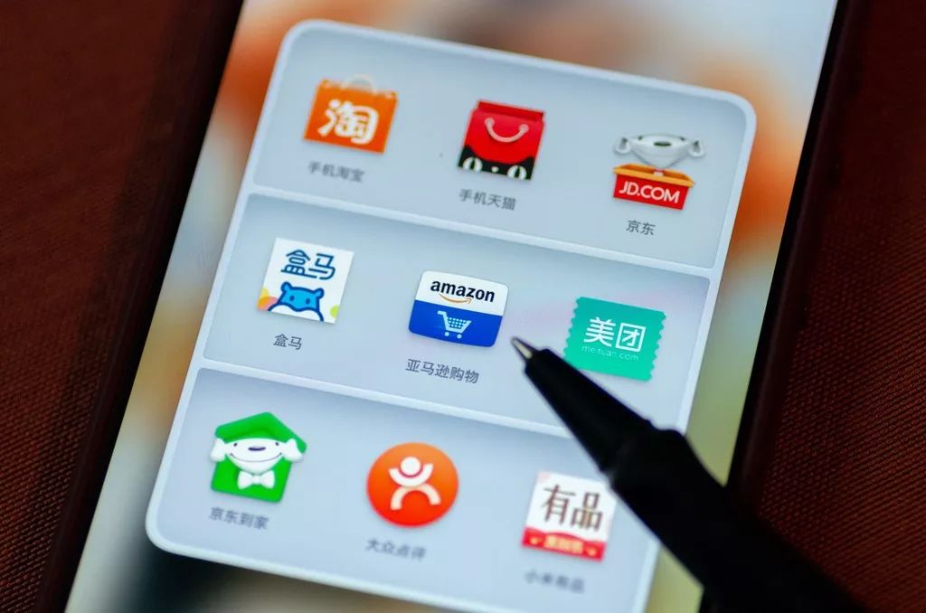 “我已经10年没在亚马逊上买书了，但上周刚给Kindle续了费”|浑水观察