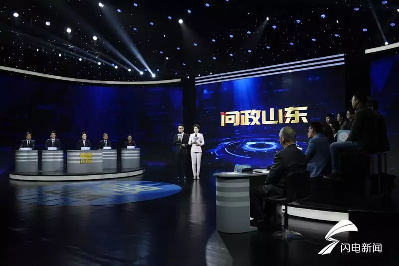 你的名牌衣服是打这儿来的吗？山东一服装市场千元大牌只卖几十元！附近200多个加工点偷加工……