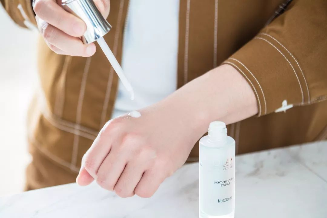 白里透光的肌肤是如何炼成的？|时MAO大拷问