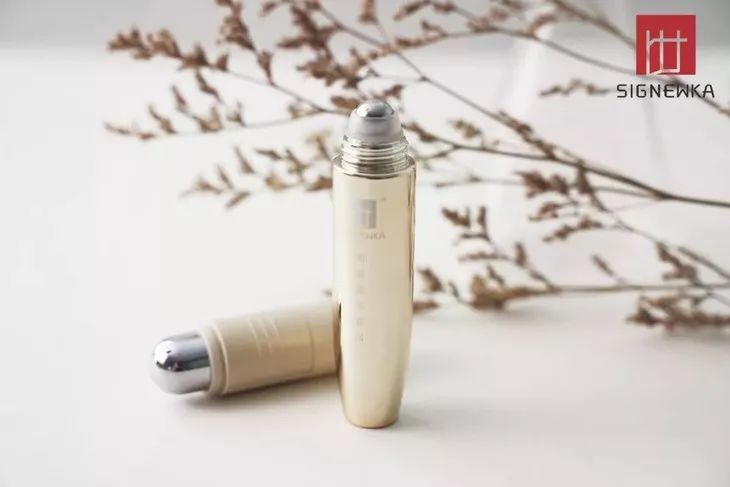 德国变态震动棒，啪啪啪间抚平眼袋、黑眼圈！不用开刀，就能让你年轻十岁！