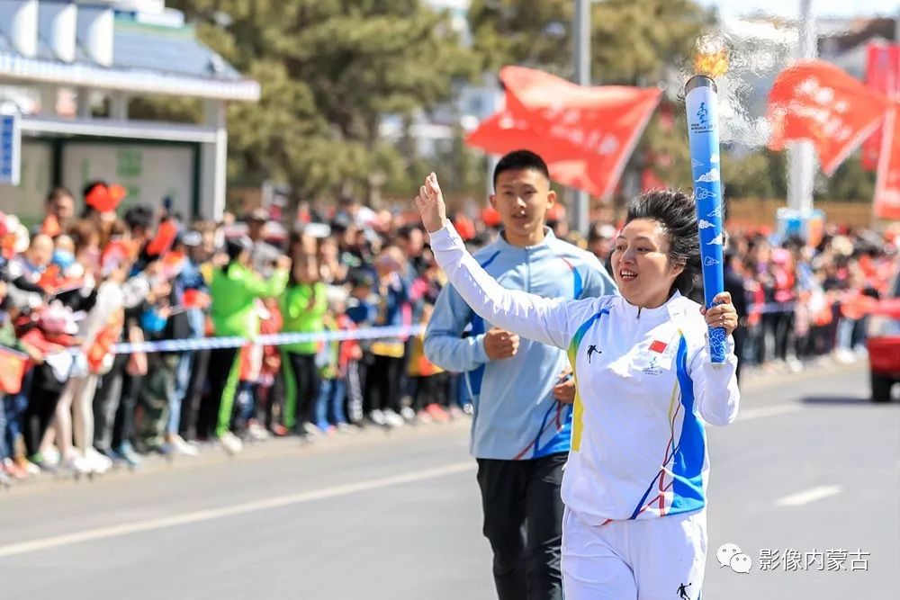 圣火点燃了,圣火已经点燃