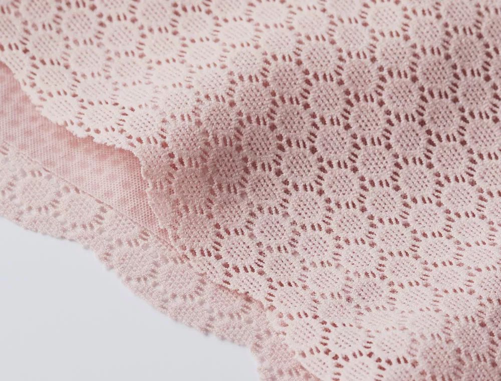 好看又好穿的轻薄蕾丝内衣更舒适,好看的蕾丝内衣可外穿