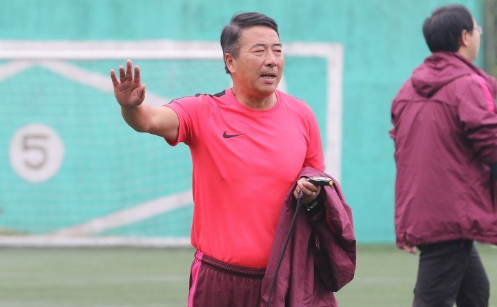 李圣龙足坛评价,足坛歌王李圣龙