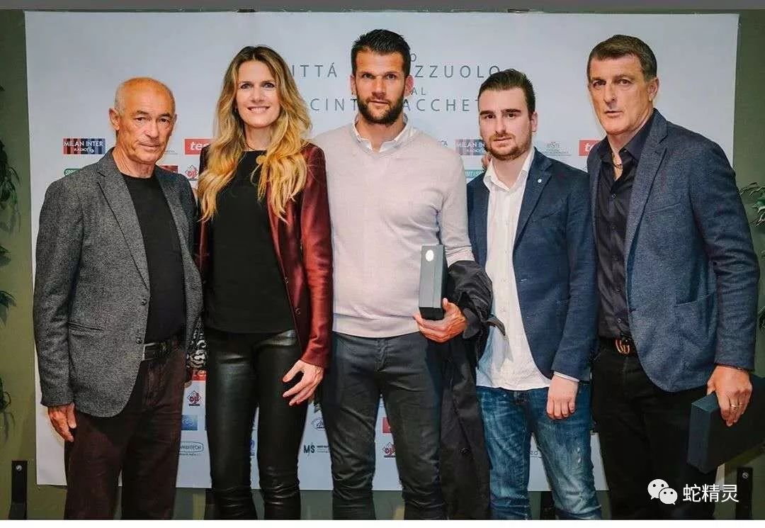 蓝黑简报5.3|除了感谢同行帮衬,还能怎样呢┓,´∀`┏