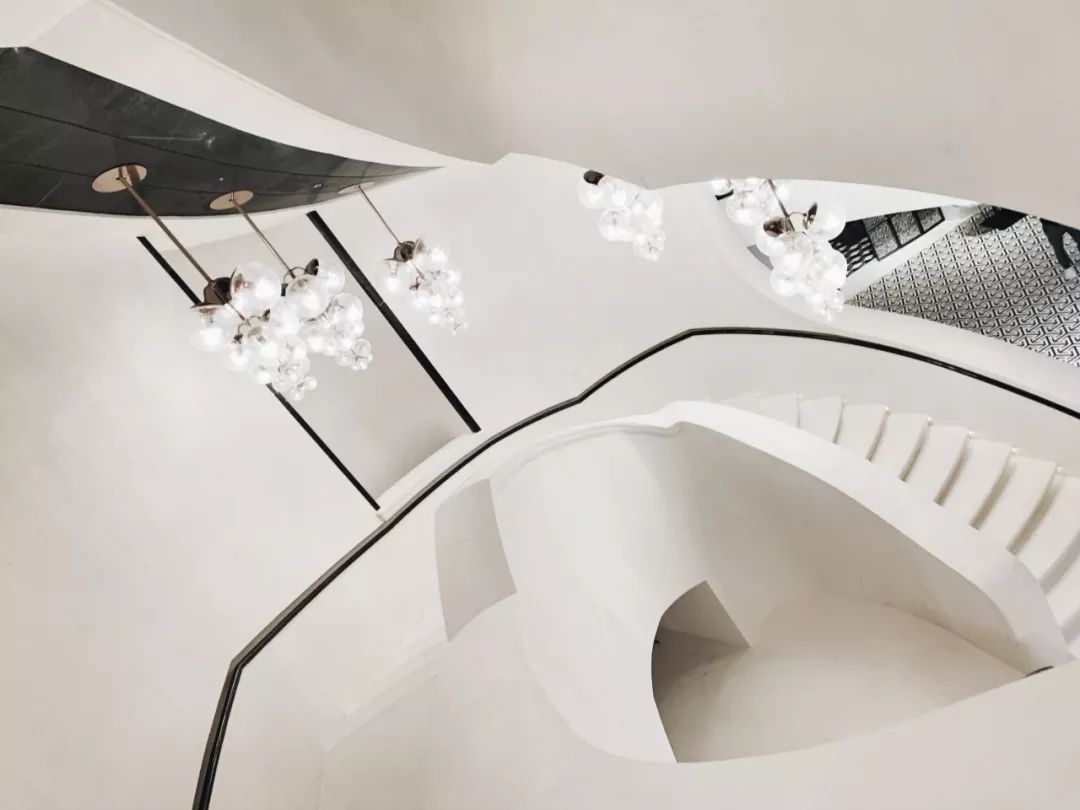 香港瑰丽酒店住三付二,香港20000一晚的酒店