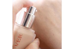 推荐一款比较好的自然的粉底液,好用又快的粉底液色号