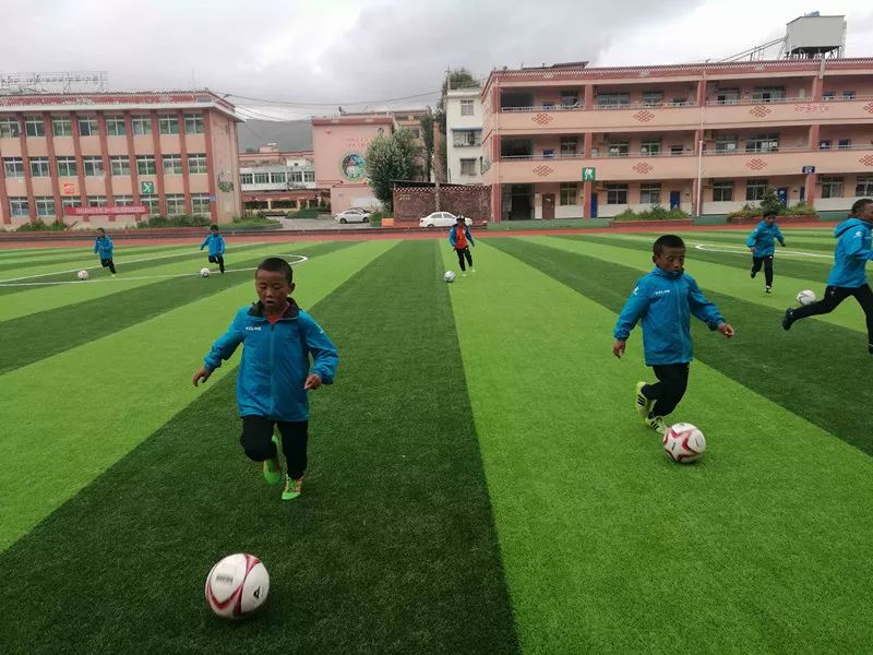 海拔最高的足球比赛,海拔最高的国际赛事