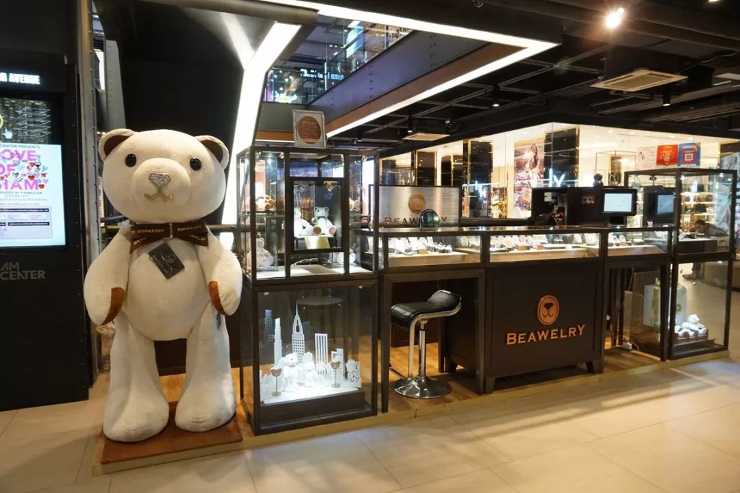 泰国曼谷有哪些值得买的衣服,泰国有哪些潮牌店