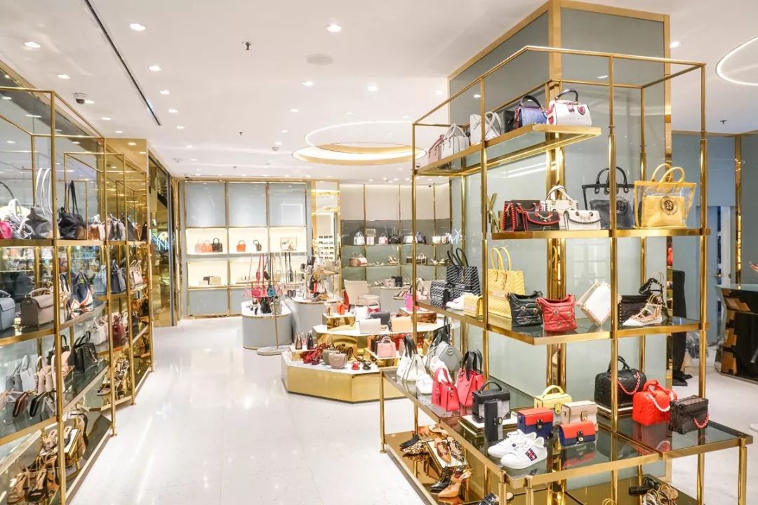 泰国曼谷值得买的衣服,泰国旅游购物潮牌推荐