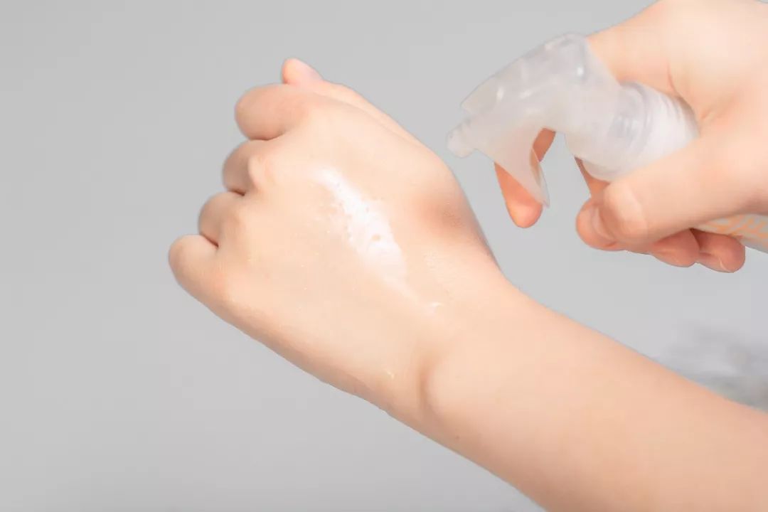 超短发细软塌怎么打理,拯救发量理发