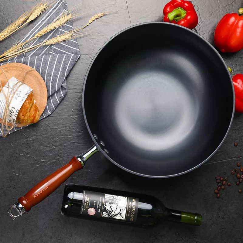 古法手工铸铁锅,真正的无涂层铸铁锅