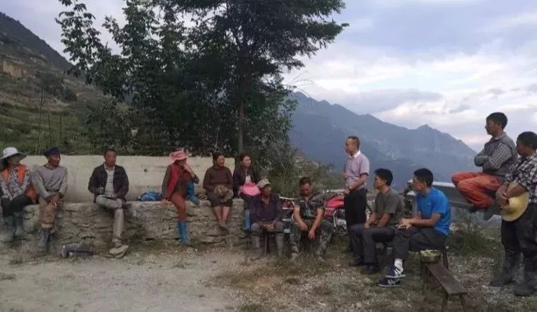 当四川人和重庆人见面,当四川人相遇