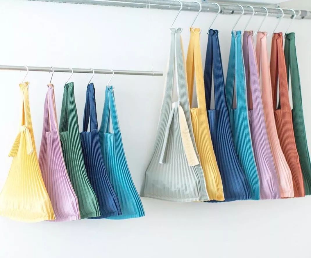 这个夏天温柔一点,希望这个夏天微风能温柔一点