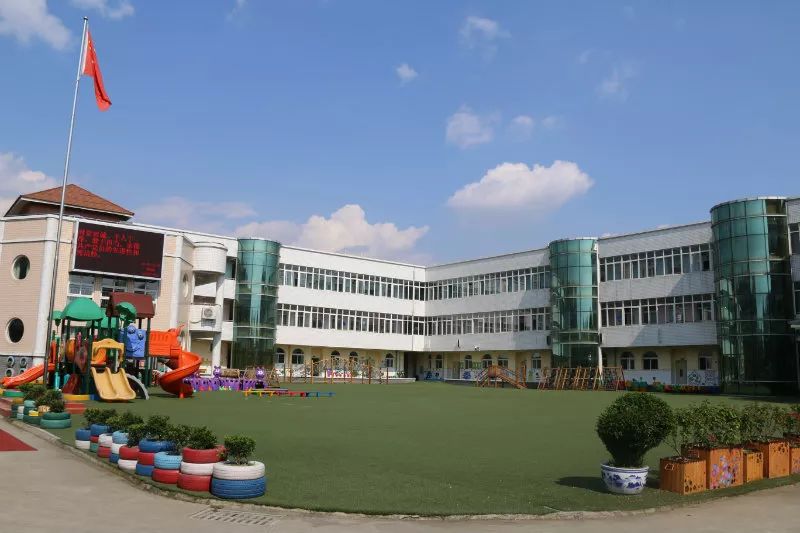 青白江巨人树幼儿园招生,成都青白江幼儿园有哪些