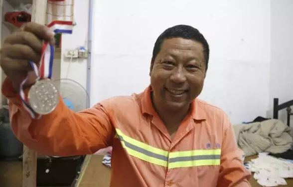 这25张*拍偷**照，暴露了中国父母的真面目