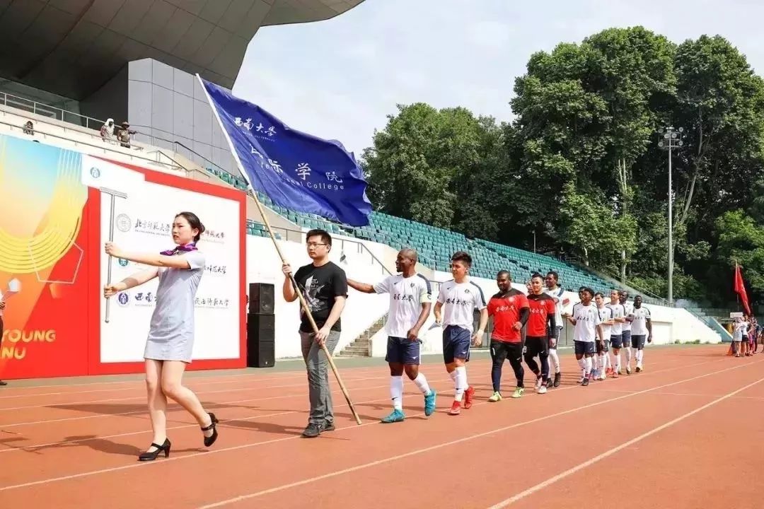 我们又双叒叕获奖了,我们又双叒叕夺冠了