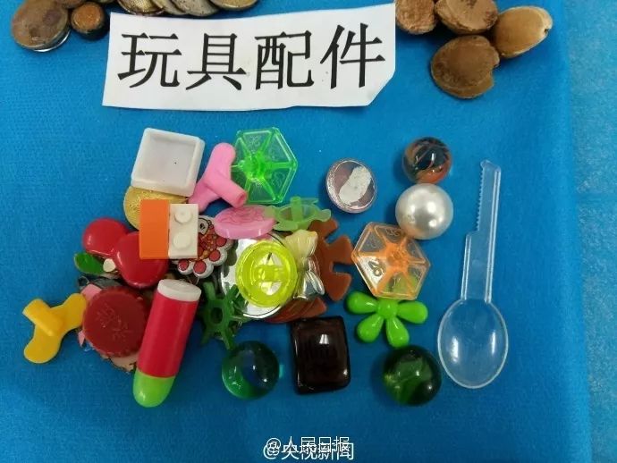 孩子呼吸出来一股恶臭味,三岁女童身体散发臭味真相