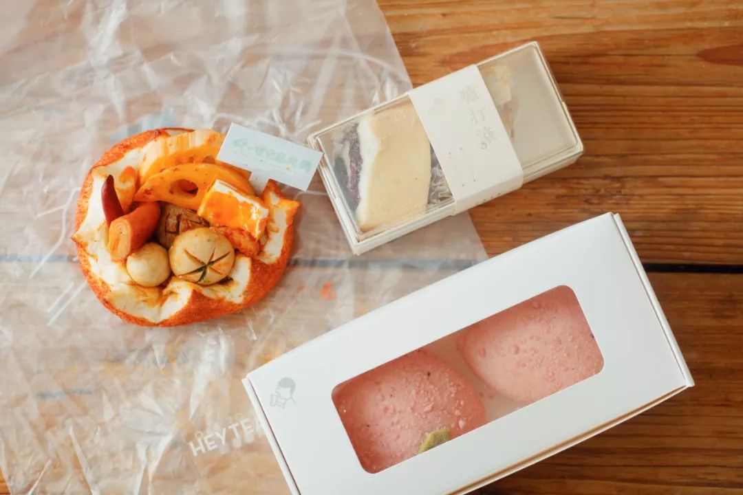 不务正业奶茶店|喜茶奈雪乐乐茶，给面包店留条活路吧！