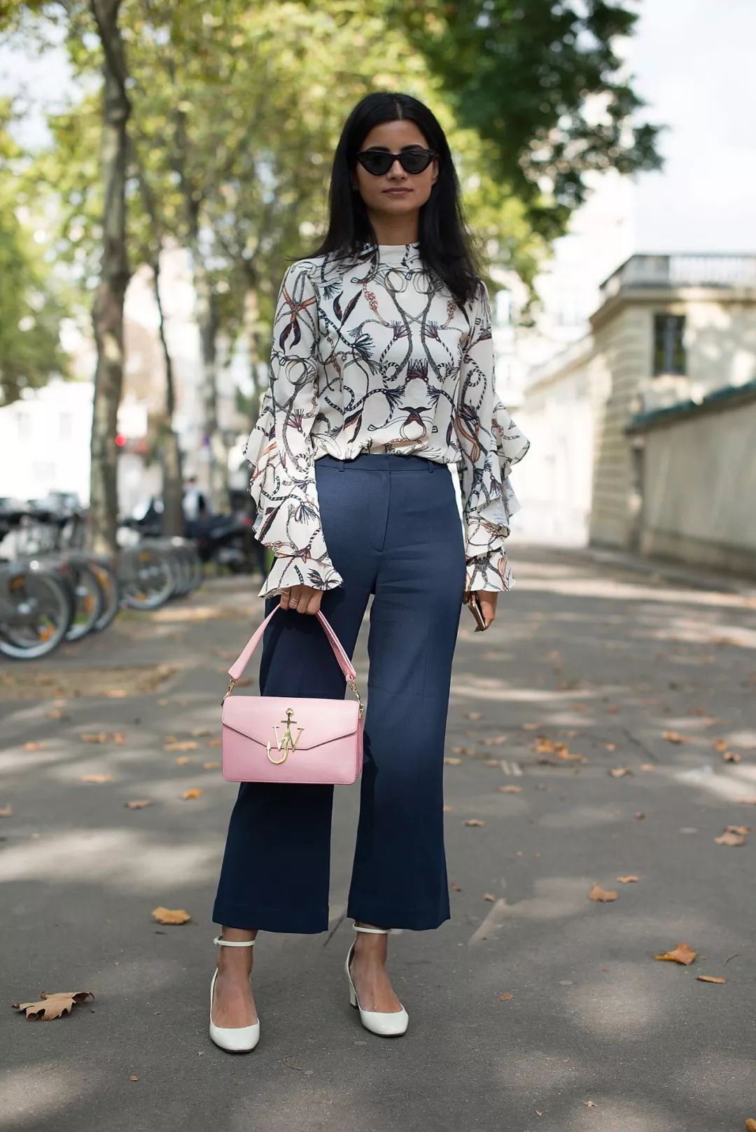 优雅而迷人的雪纺衫,减龄宽松型雪纺衫