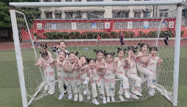 五山幼儿园六一汇演直播,甘寨中心幼儿园六一汇演