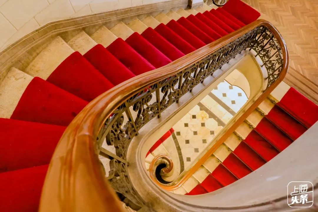 上海必去的打卡墙,上海旋转楼梯攻略