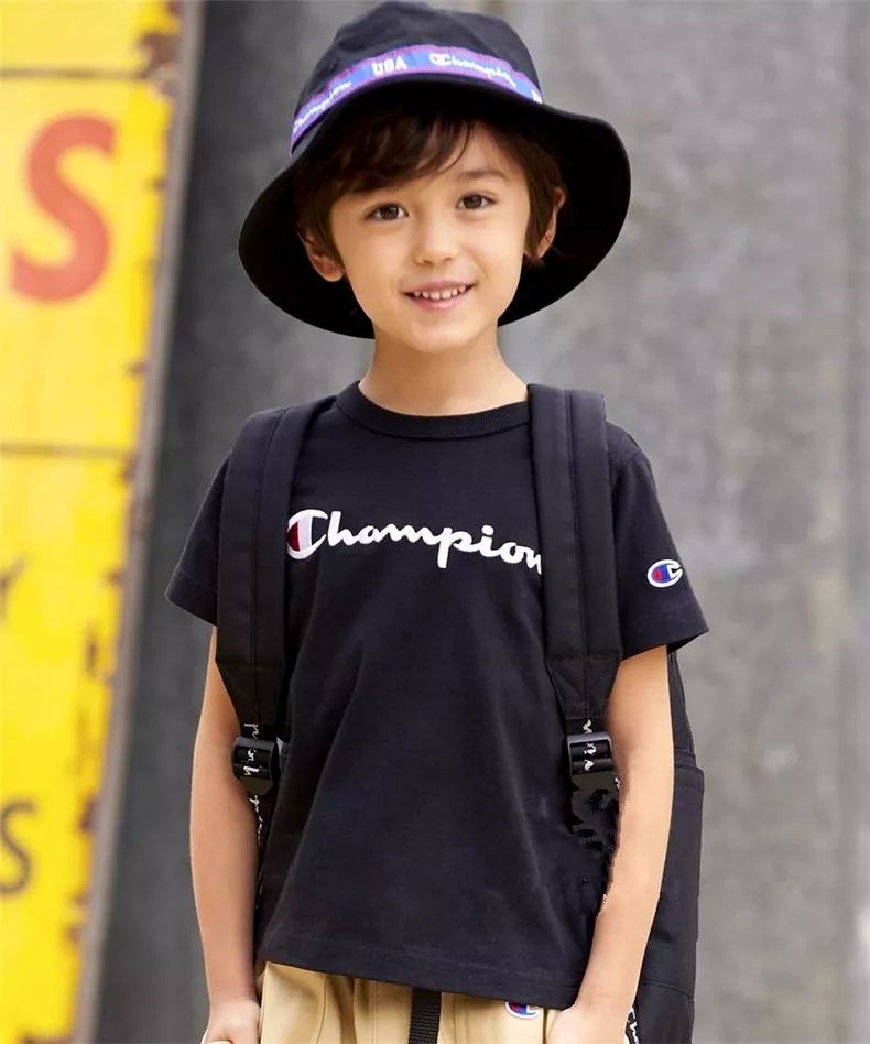 champion卫衣明星,champion性价比卫衣推荐