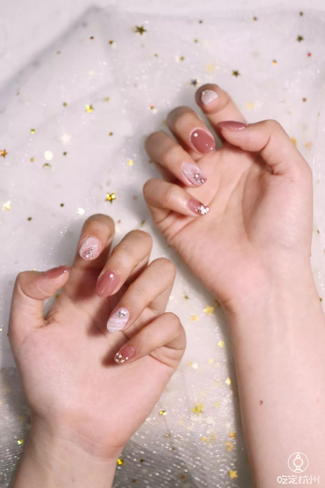 法式美甲魔镜粉多少钱 (施华洛世奇美睫)