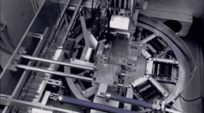 圆珠笔为什么能按动,圆珠笔为啥一按就弹出去了