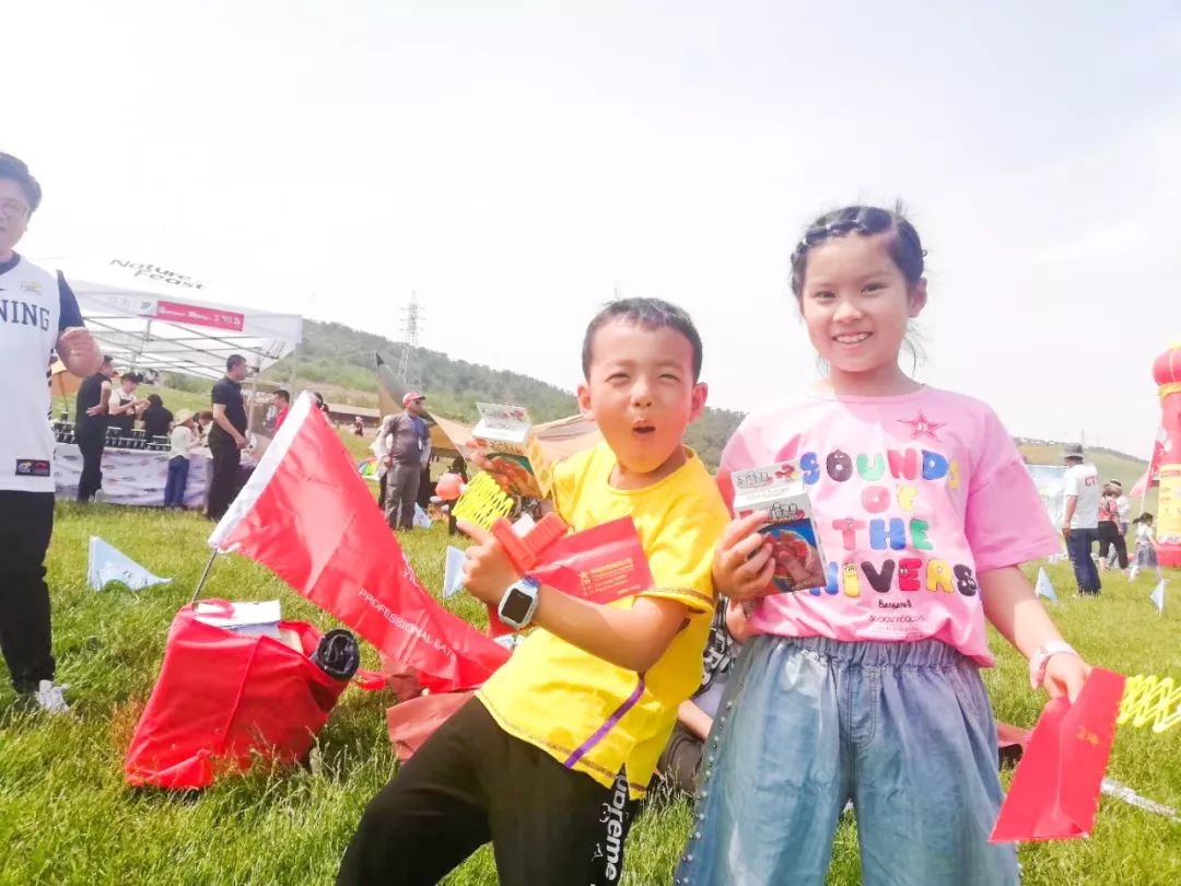 久等啦！看看有没有你家小宝贝的照片，六一大回顾，活动嗨翻天