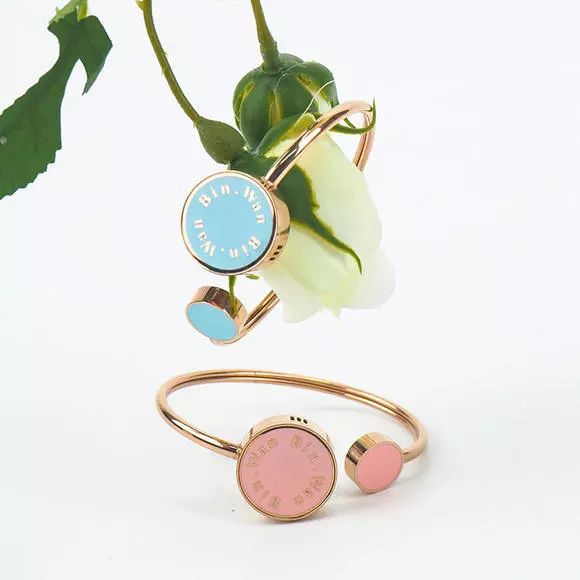 驱蚊手环林允,林允驱蚊手环