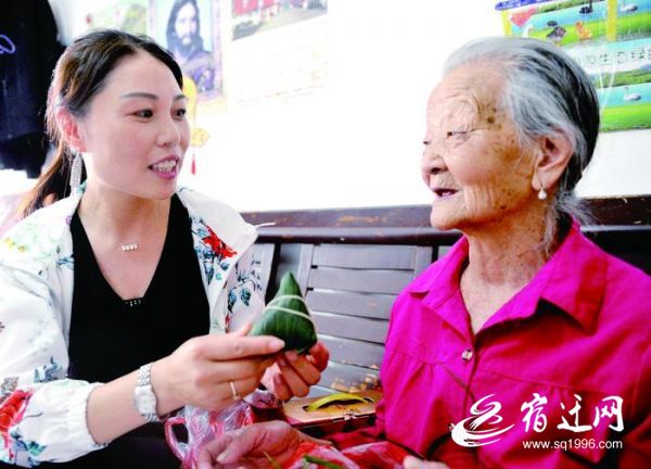 浓情端午粽享佳节,粽香阵阵情浓端午节