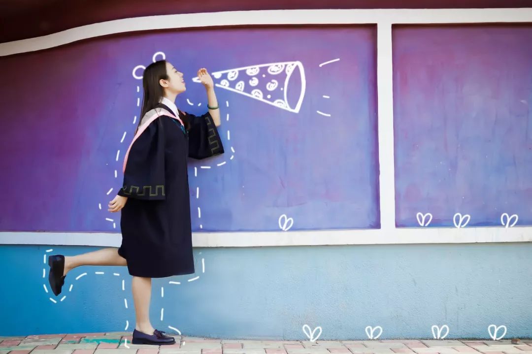 怎么拍出来的毕业照才好看,毕业了拍毕业照怎样好看