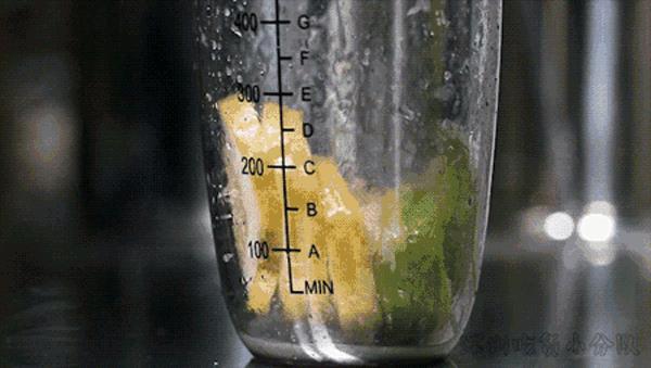 近期火爆饮品柠檬茶,疯狂的柠檬果汁