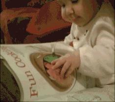 4岁女童屁屁痒,妈妈脱下裤子检查后吓坏了!一粒粒竟还会动...