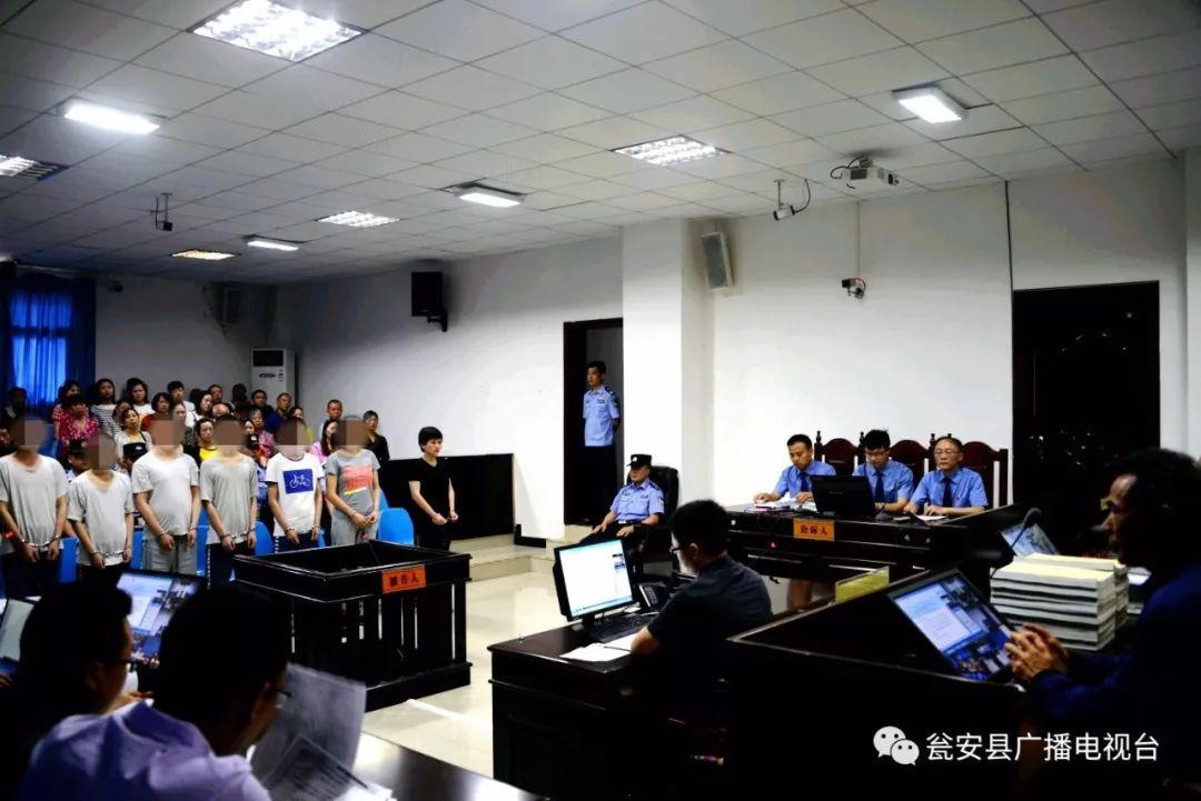 建群赌博人数达几百人怎么判刑,建群赌博判几年