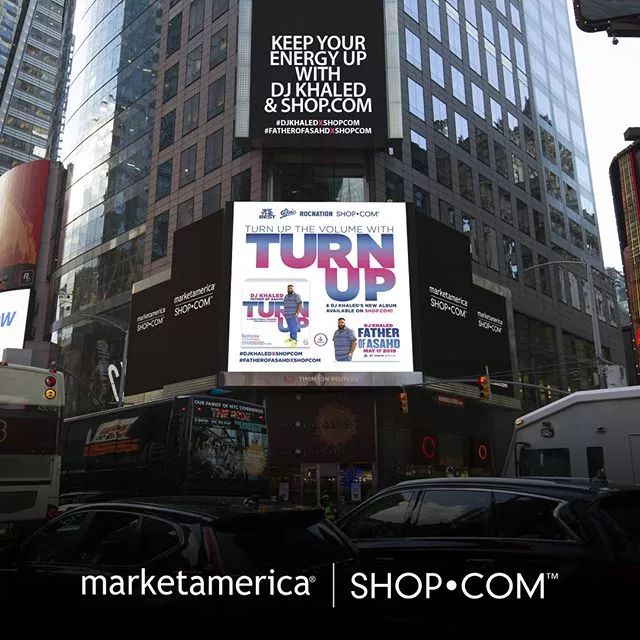 周边销售战太疯狂，唱片公司卖的还是音乐吗？