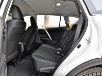 rav4荣放2013款2.0lcvt四驱新锐版,2013丰田rav4荣放2.0加什么机油