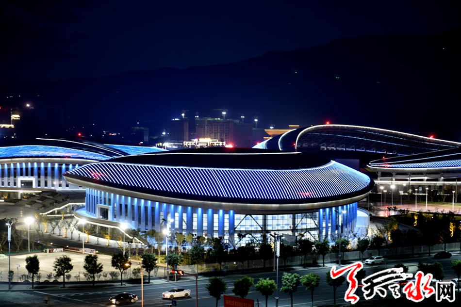 探访成都体育中心,天水市综合运动中心