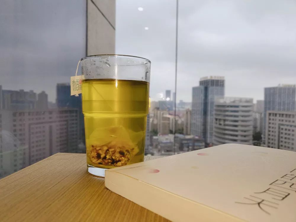 漂亮的女人会花钱,漂亮有气质的女人花钱多