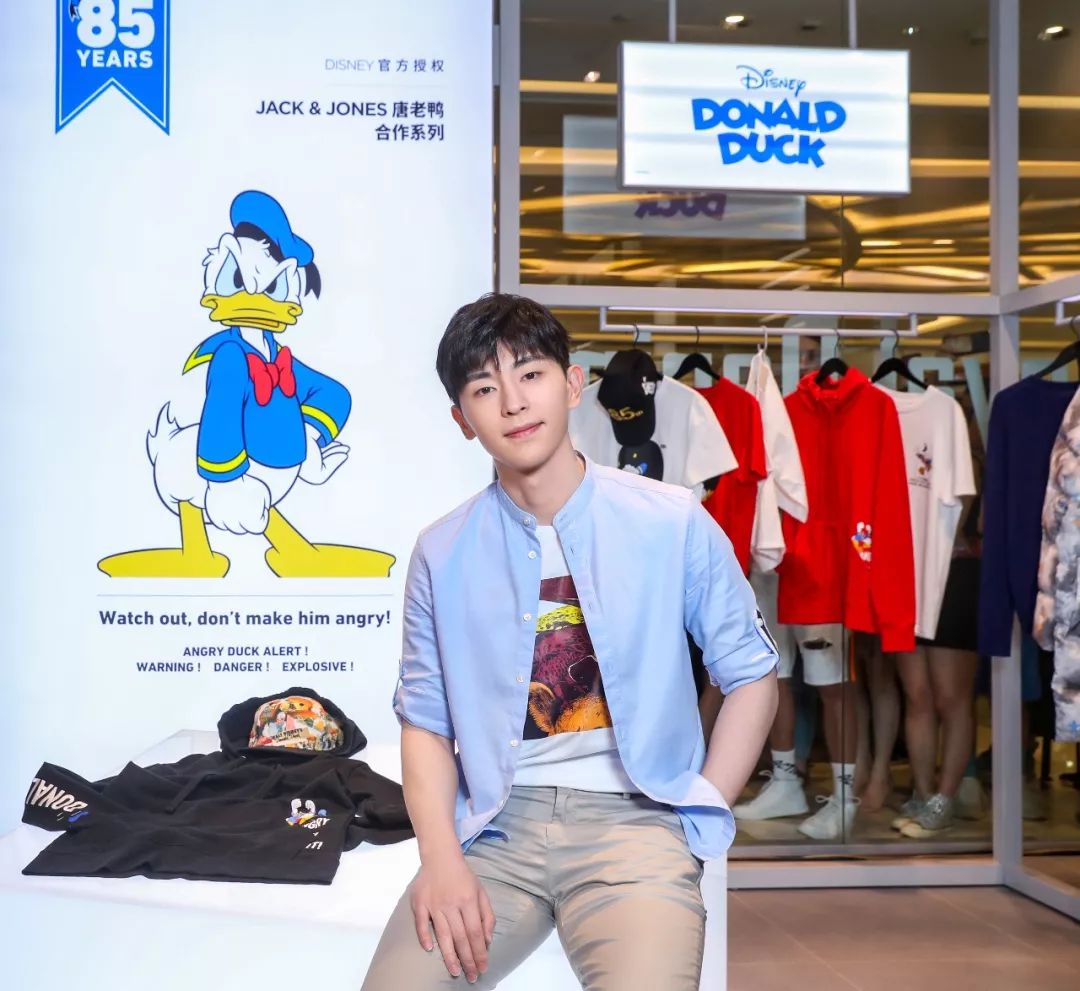 荣耀戴森阿迪、邓伦惠若琪,这个618,你为谁买单?丨Weekly