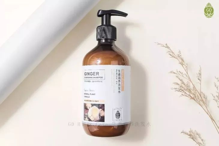 你的头发一天一次还长吗,你的头发那么长不会掉下来吗