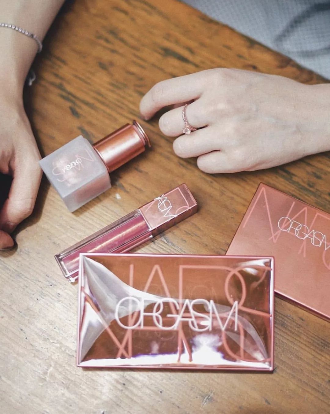 Beauty|TF贵妇？YSL绿了？各*彩大**妆品牌19夏季限定大盘点~