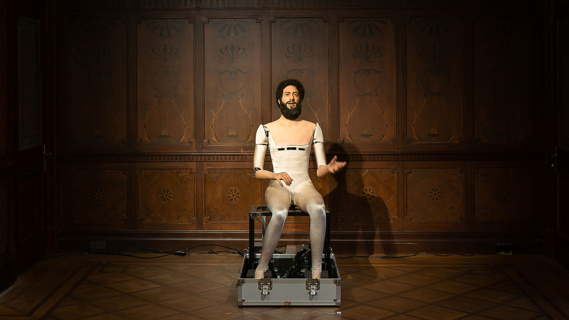 lv奢侈品让我们明白了什么,lv和爱马仕哪个更奢侈